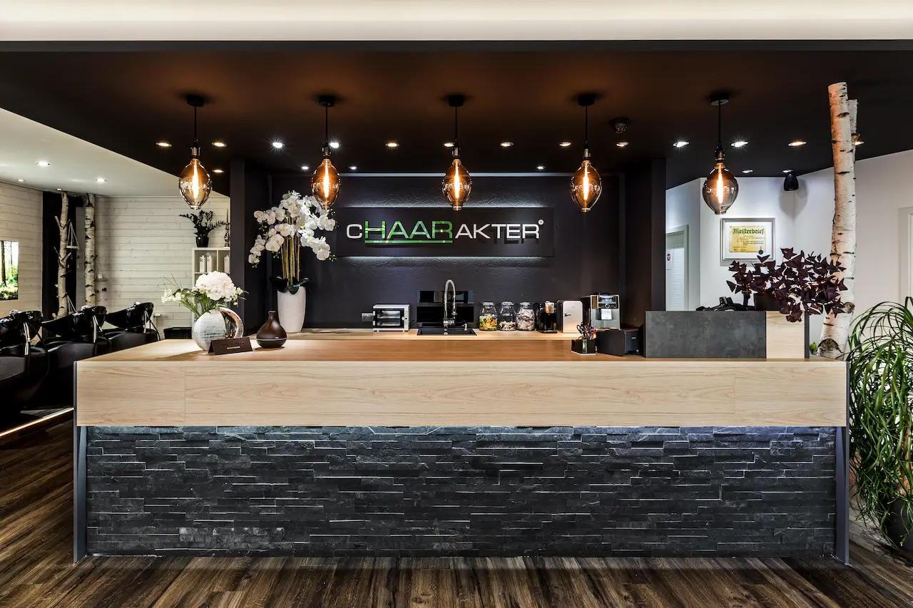 cHAARakter no.23 Reception